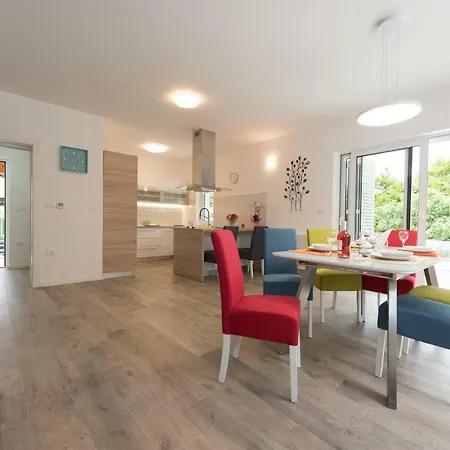 Villa Lorenzo Lovran